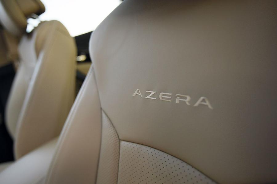  Hyundai Azera 2012 года  (фото 24 из 103)